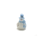 Kép 1/3 - Igényesen kidolgozott hóember gyertya kék kalapban és sálban
