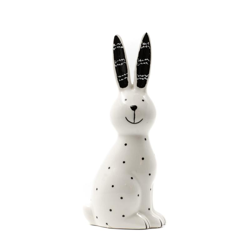 Feher porcelan nyuszi fekete apro potyokkel csikos fullel