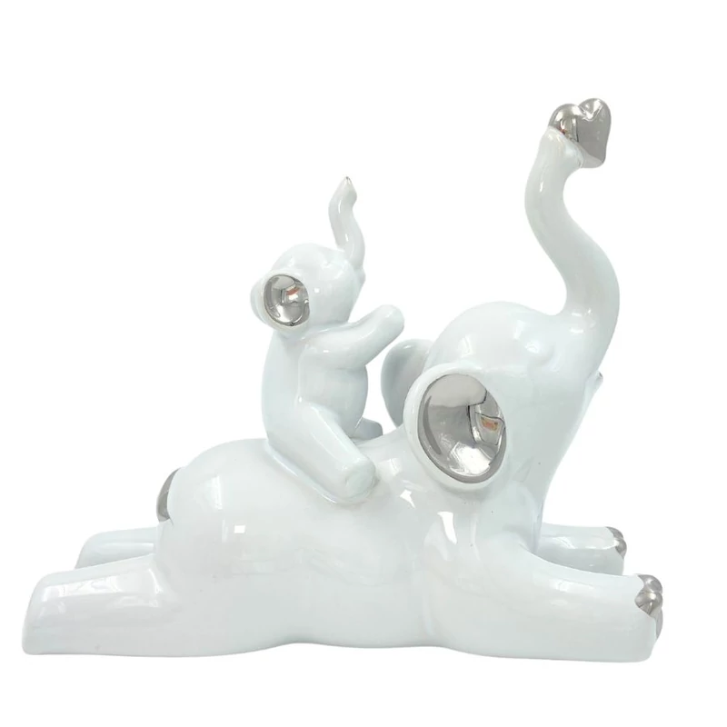 Porcelan bebielefant az anyukajaval, ezust fulekkel es szivvel